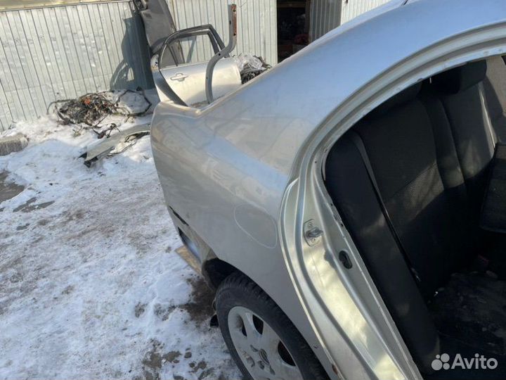 Крыло заднее правое Toyota Corolla E120 3zzfe 2006