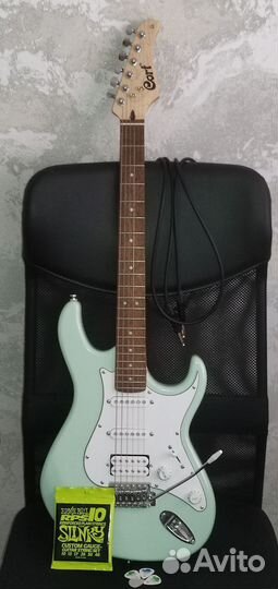 Электрогитара и комбоусилитель