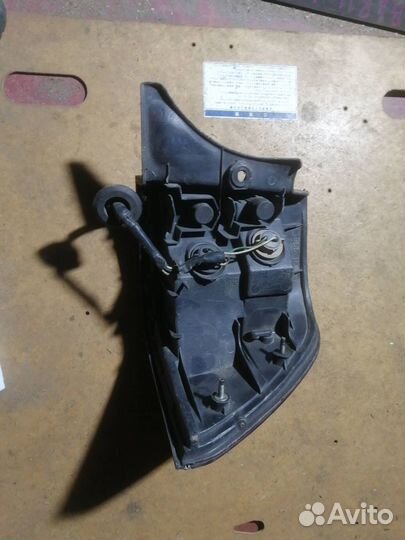 Стоп-сигнал Toyota Crown 155/151