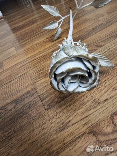 Роза из металла