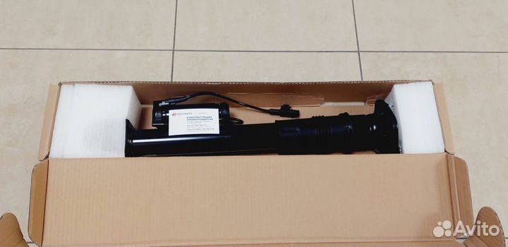 Задний амортизатор на Мерседес R class A2513200931