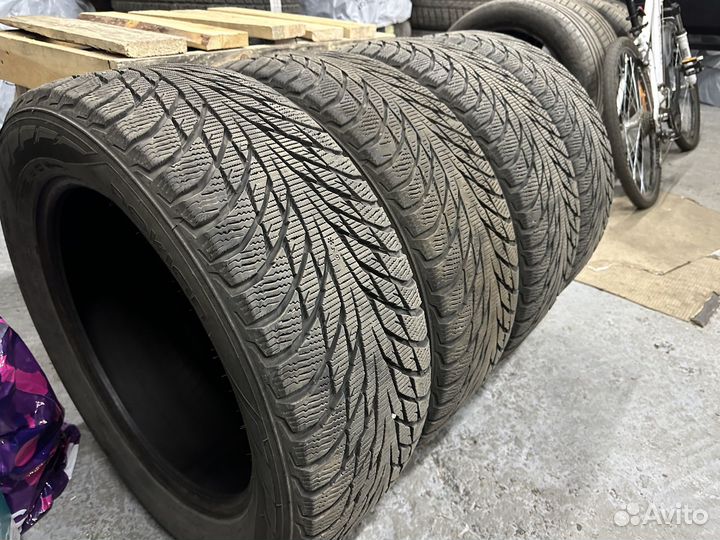 Nokian Tyres Hakkapeliitta R2 225/55 R17 101R