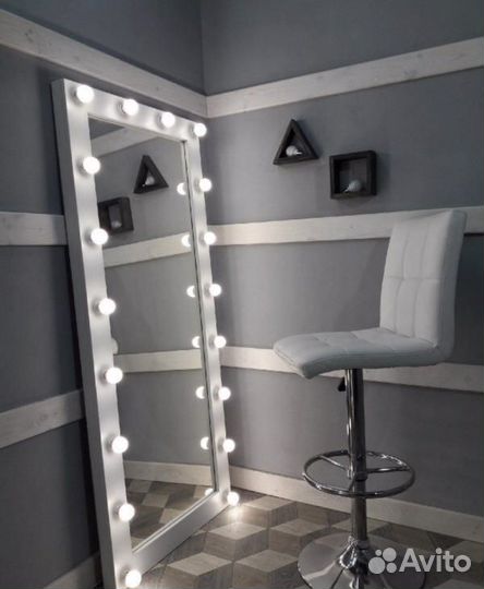 Зеркало напольное с подсветкой новое