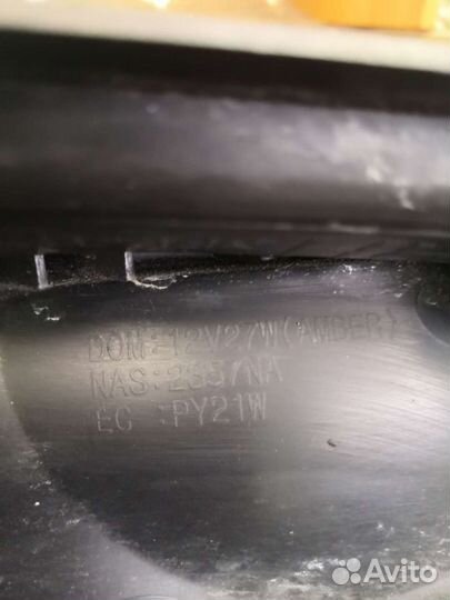 Фара правая Kia Carens 2006-2012 Англия