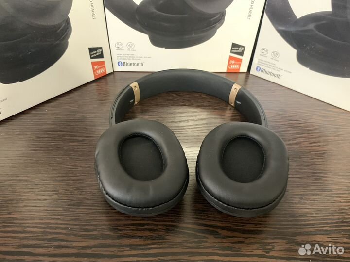 Беспроводные наушники JBL накладные