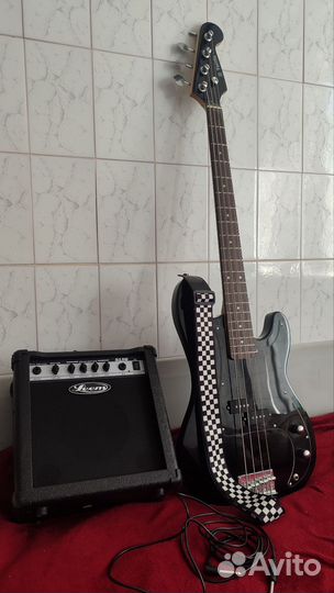 Басс гитара 4 струны + комбик