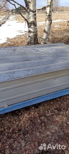 Продам лодку Казанка 5м2