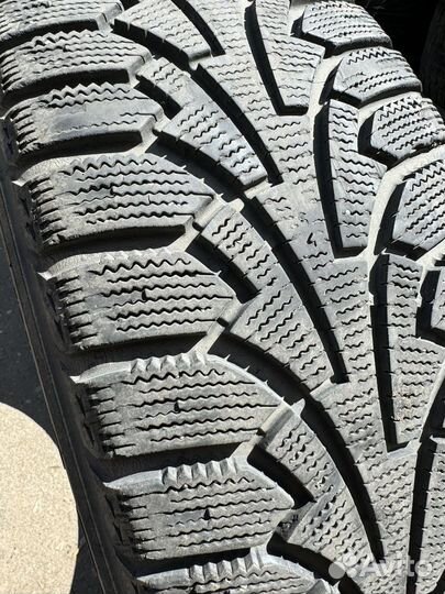 Nokian Tyres Hakkapeliitta 1 205/50 R17 93R