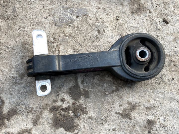 Honda Civic 4d Подушка двигателя верхняя
