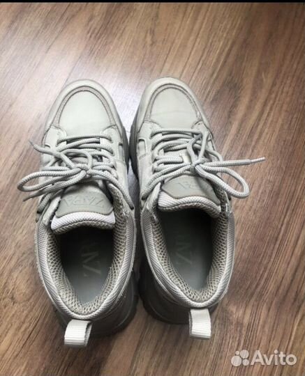 Zara кросовки 39