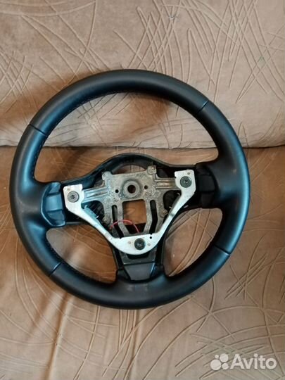 Руль на mitsubishi lancer 9 на обмен