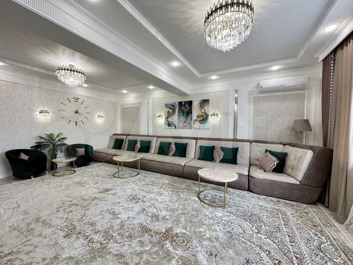 3-к. квартира, 152 м², 11/12 эт.