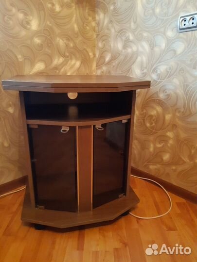 Тумба под телевизор