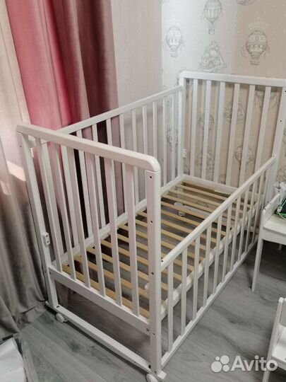 Детская кроватка Babyton