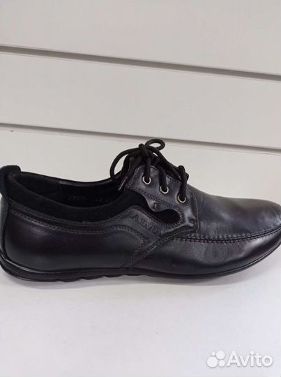 Туфли мужские новые 42