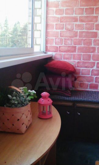 2-к. квартира, 56 м², 4/4 эт.