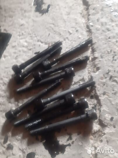 Болты гбц на Nissan Primera P 11,Ниссан Примьера