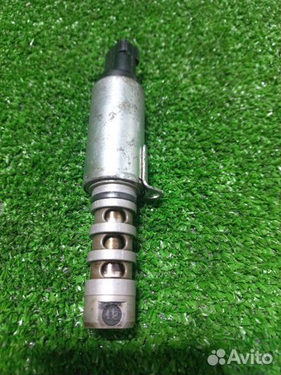 Клапан изменения фаз грм (клапан VVT-i) Audi A8 D3