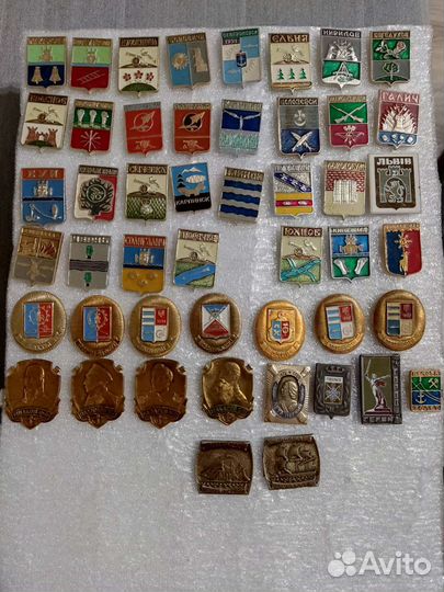 Значки по 15р