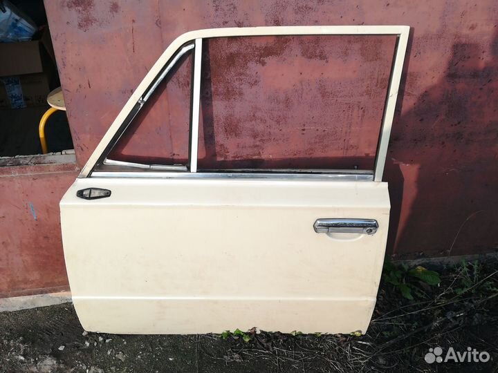 Дверь передняя левая Ваз2106всборе