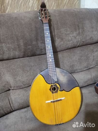 Домра 4 струнная