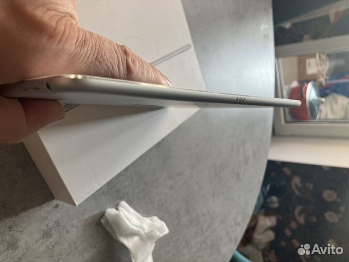 iPad pro 9.7 не рабочий.(№ 6)