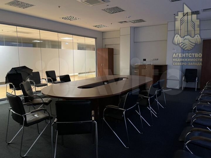 Аренда Офиса 2450 м2 у м. Звездная