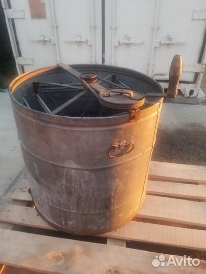 Медогонка 4 рамочная