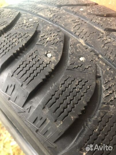 Bridgestone Ice Cruiser 7000 215/60 R17 100T