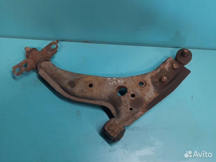 Рычаг подвески передний левый mazda 323 f bg