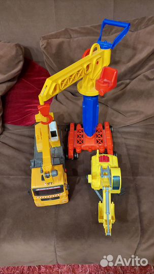 Игрушки доя мальчика