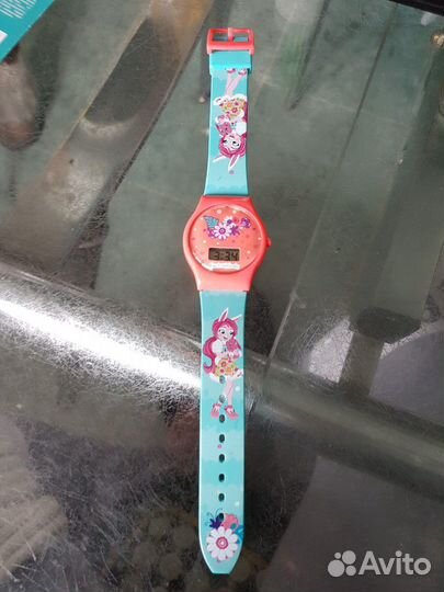 Часы детские Enchantimals