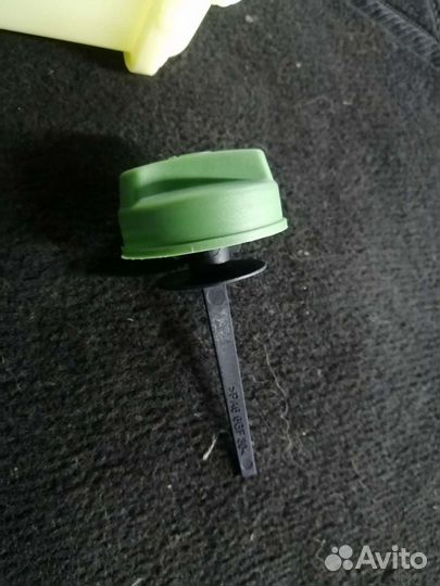 Бачок гур Ауди А4 Б5, Б7, А6 С5, С6, Passat B5