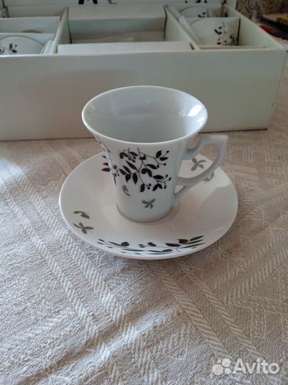 Чашка с блюдцем для кофе