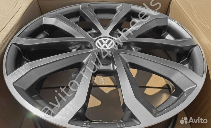 Диски Volkswagen Tiguan Passat R17