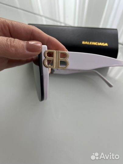 Солнцезащитные очки женские