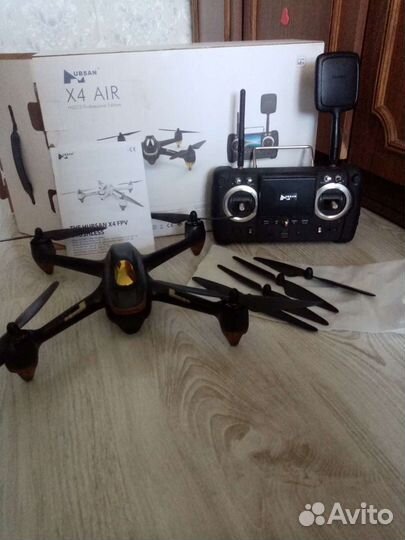 Квадпокоптер X4 AIR