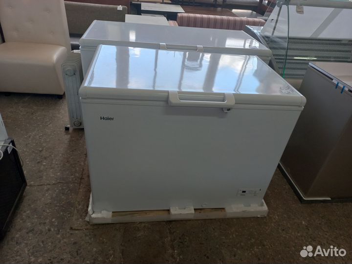 Морозильный ларь Haier HCE
