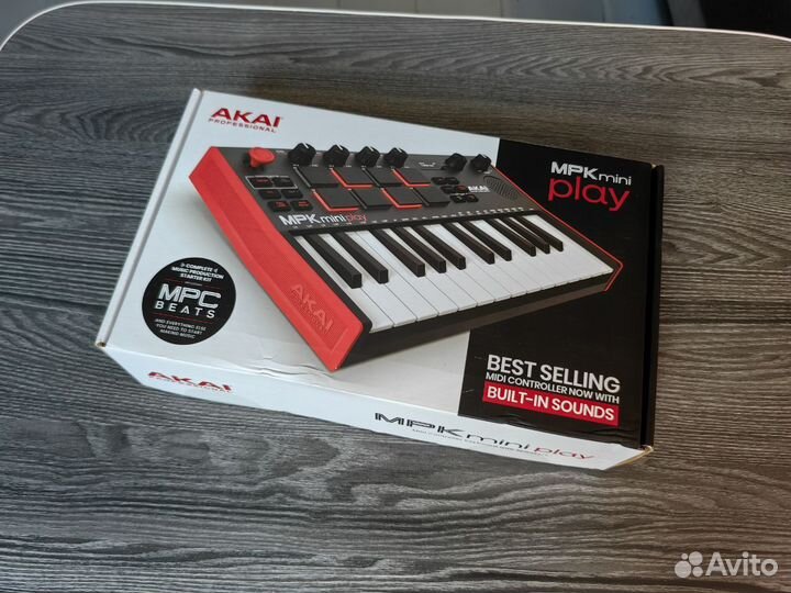 Midi клавиатура akai PRO MPK Mini Play MK3