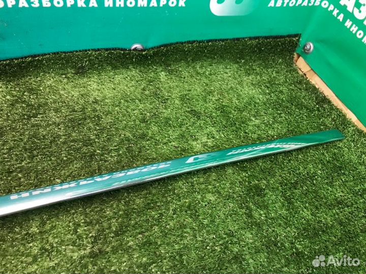 Молдинг двери передний правый Skoda Superb 3T 2.0