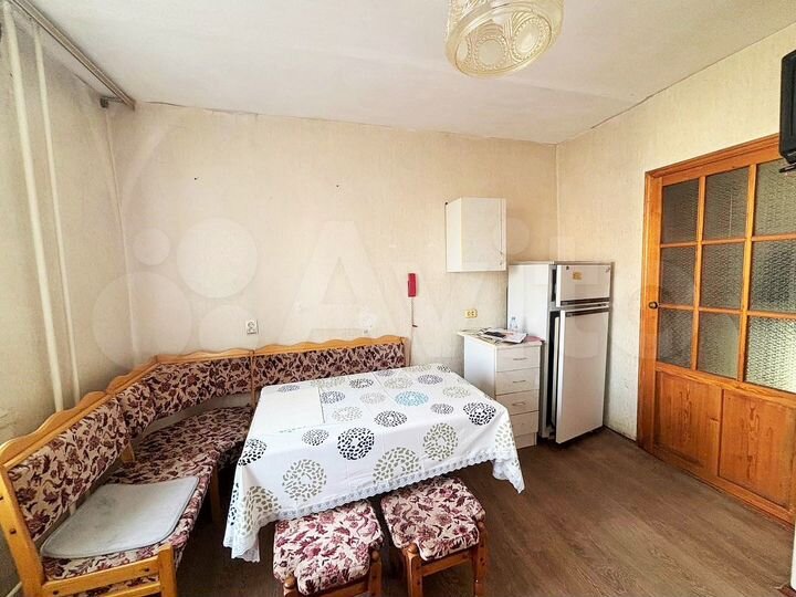 4-к. квартира, 97 м², 4/5 эт.