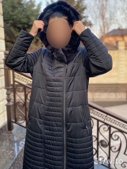 Пуховик женский длинный с капюшоном