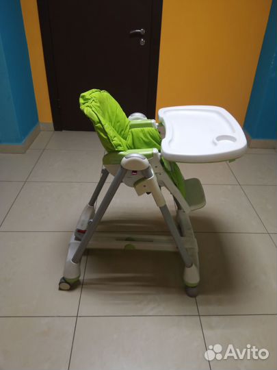 Детский стульчик для кормления