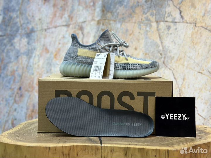 Кроссовки Adidas Yeezy Boost 350 V2 Ash Blue