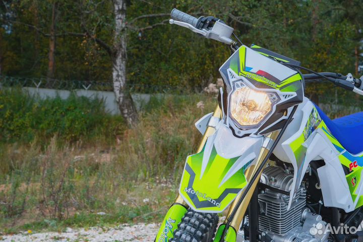 Мотоцикл Motoland FC250 бело-синий