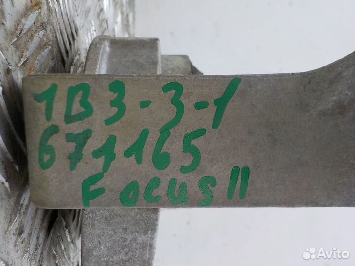 Опора двигателя на Ford Focus II