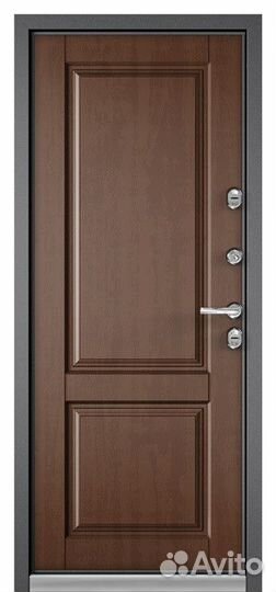 Дверь входная в дом