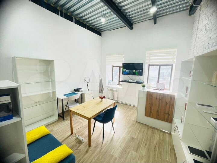 Помещение с парковкой