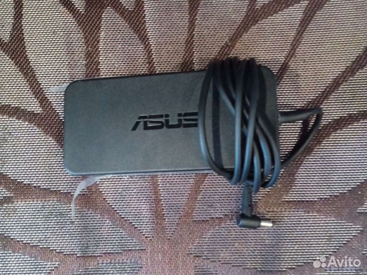 Блок питания asus 19.5v 9.23a 180w полный комплект