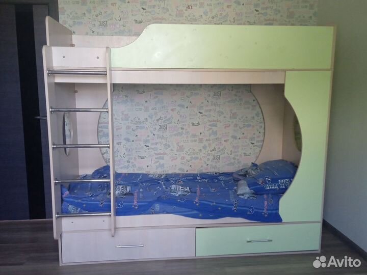 Двухъярусная кровать бу